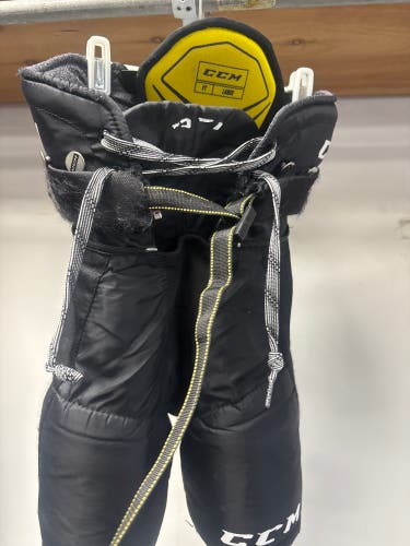 Youth Large CCM AS1 Hockey Pants (Used)