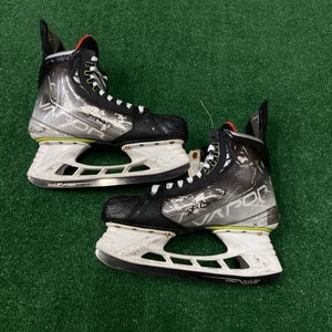 Bauer Vapor Hyperlite Hockey Skates | Senior 11 (Fit 1)