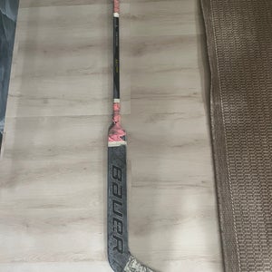 Intermediate Bauer Supreme M5 Pro Regular Goalie Stick 23" Paddle (Used)