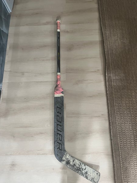 Intermediate Bauer Supreme M5 Pro Regular Goalie Stick 23" Paddle (Used)