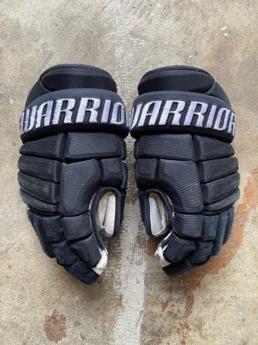 Warrior Gloves 15" Pro Stock (Used)