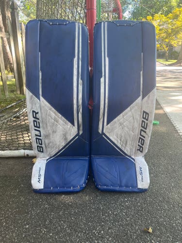 33" 2023 Bauer Supreme M5 Pro Goalie Leg Pads (Used)