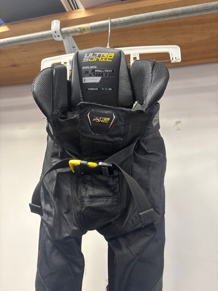 Junior Small Bauer Supreme Ultrasonic Hockey Pants (Used)