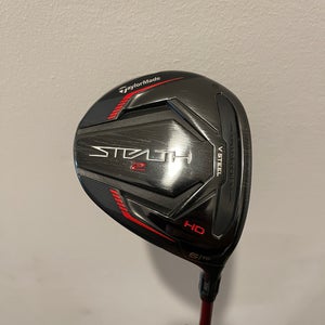 Men's TaylorMade Stealth 2 HD Right Handed Fairway Wood Senior Flex 5 Wood (Used)