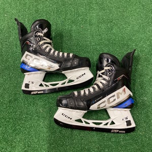 Senior CCM JetSpeed FT6 Pro Hockey Skates