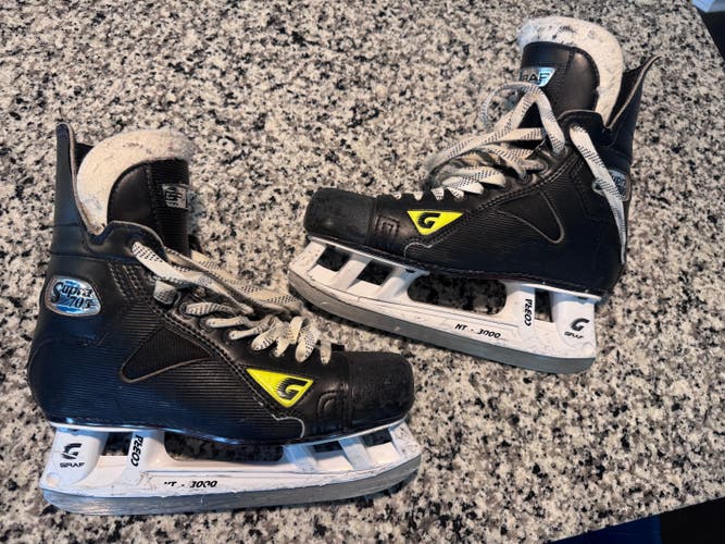 2009 Graf Supra 705 Hockey Skates Regular Width 9 (Used)
