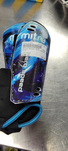 Used Mitre Soccer Shin Guards Junior Black LG 11497-S000152854
