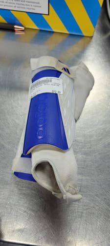Used Adidas Soccer Shin Guards Junior Navy Blue LG 11497-S000152856
