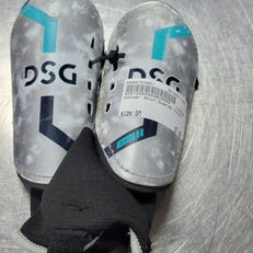 Used Soccer Shin Guards Youth None SM 11497-S000152851