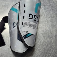 Used Soccer Shin Guards Youth None SM 11497-S000152850