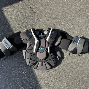 XXL Vaughn Velocity V9 Goalie Chest Protector (Used)