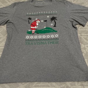 Travis Mathew Golf Christmas Short Sleeve Shirt Adult Large