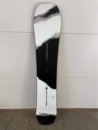 24/25 Burton Hometown Hero 156W