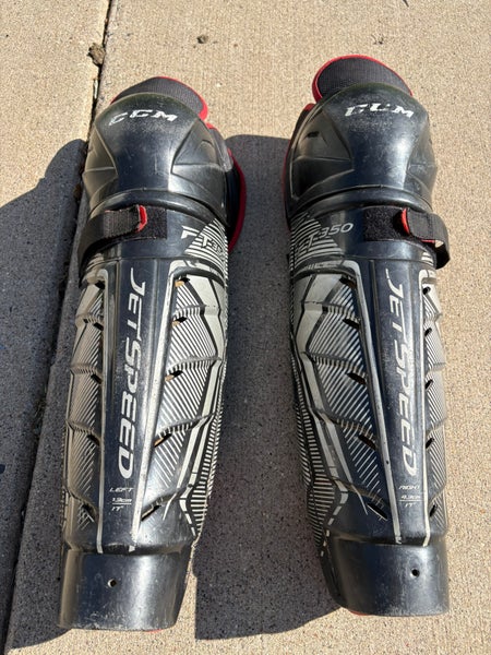 Senior CCM JetSpeed FT350 17" Shin Pads (Used)