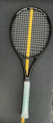 Solinco Blackout 300 XTD+28 Grip Size 3.  Modified
