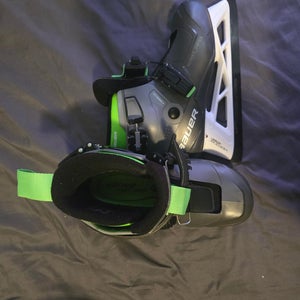 Bauer Konekt Hockey Goalie Skates Size 4 (Used)