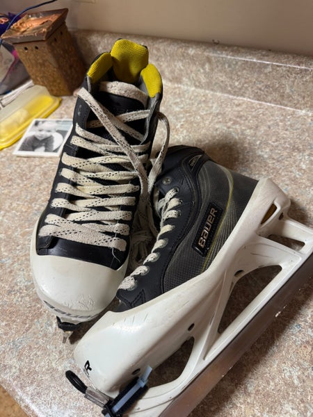 Bauer Supreme One80 Hockey Goalie Skates Regular Width 9.5 (Used) 180 s180 one 80