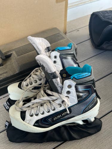 Bauer Reactor 9000 Hockey Goalie Skates Regular Width 8 (Used)