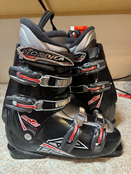 28 28.5  Nordica One Ski Boots downhill skiing boots (Used) 280 285