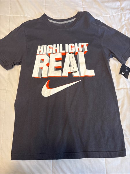 Nike Grey Small “Highlight Reel” Short Sleeve T-Shirt - NEW WITH TAGS