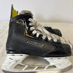 Bauer Supreme S27 Hockey Skates Regular Width 13.5 (Used)