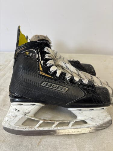 Bauer Supreme S27 Hockey Skates Regular Width 13.5 (Used)