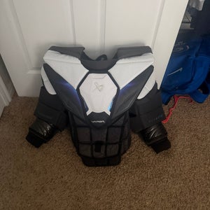 Senior Small  Bauer flylite Goalie Chest Protector (New)