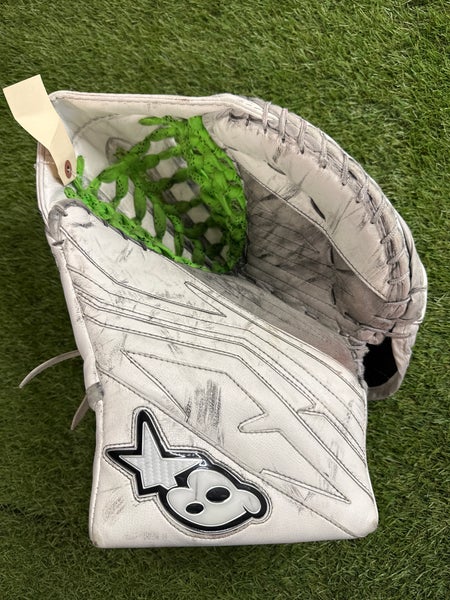 Senior Brian's Iconik Regular Goalie Glove