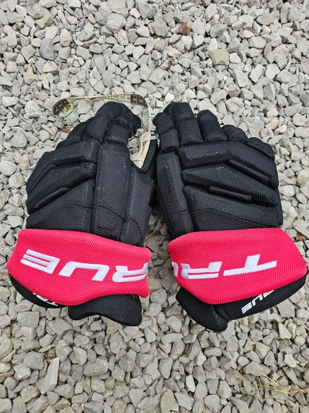 True Catalyst Gloves 16" (Used)