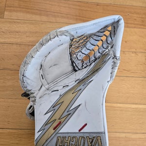 Vaughn Velocity V9 Pro Carbon Full Right Goalie Glove