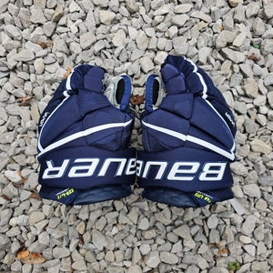 Bauer Vapor Hyperlite Gloves 10" (Used)
