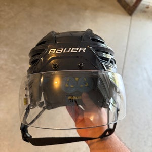 Large Bauer Re-Akt 150 Helmet (Used)