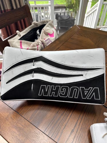 Vaughn Velocity V7 XF Pro Carbon Regular Pro Stock (Used)