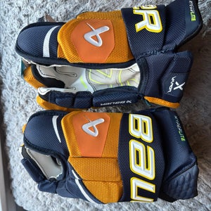 Bauer Vapor Hyperlite Gloves 13" (New)