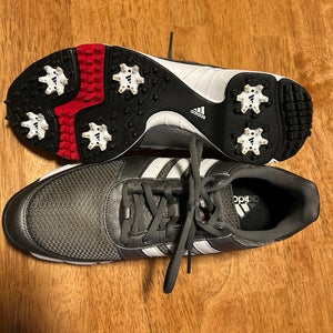 (New) adidas men’s golf shoe size 9