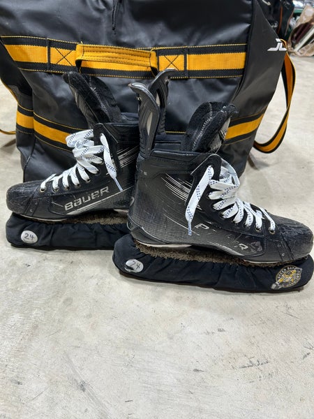 2025 Bauer Vapor Hyperlite 2 Hockey Skates Narrow Width 9 (Used)