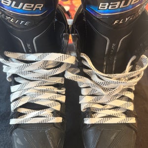 2025 Bauer Vapor Flylite Hockey Skates Regular Width 7 (Used)