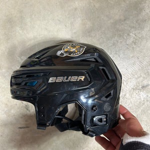 Small Bauer Re-Akt 150 Helmet (Used)