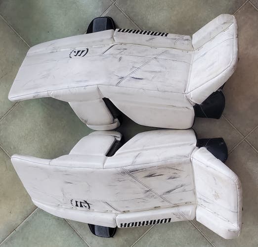 2021 28" Warrior Ritual G5 Goalie Leg Pads (Used)