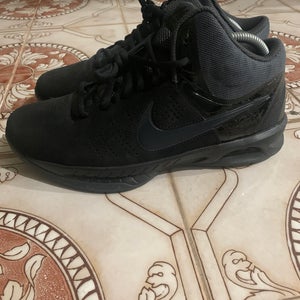 Men's Size M 9.5 (W 10.5) Nike Shoes (New)