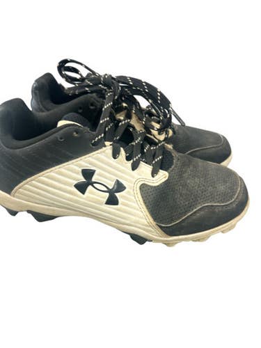 Used Under Armour 4213097112 BLK/WHT CLEAT BB/SB Cleats Black And White Junior 01.5 11862-S000091040
