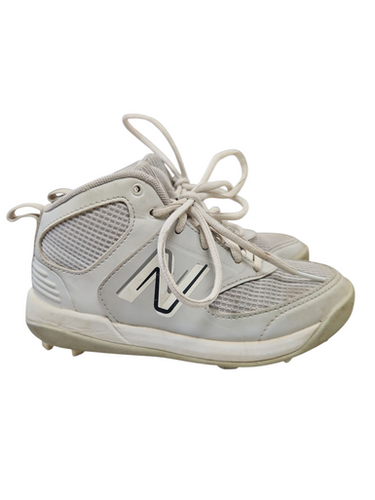 Used New Balance CLEAT BB/SB Cleats White And Grey Youth 13.0 11862-S000090249
