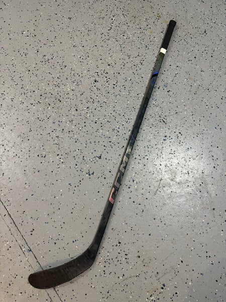 Youth CCM RibCor Trigger 9 Pro Left Hand Hockey Stick P28 (Used)