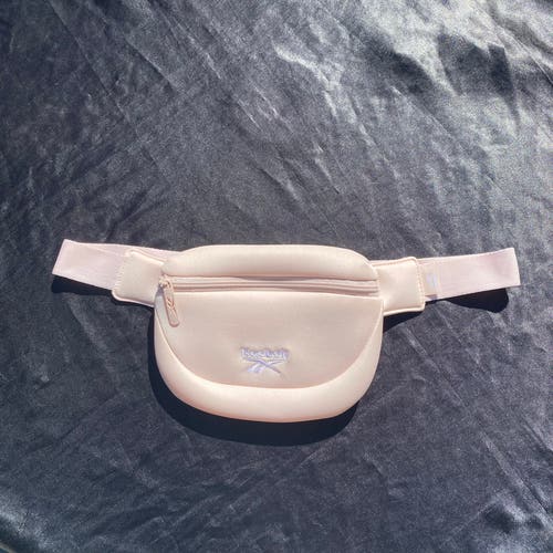 NWOT Reebok Light Pastel Rose Pink Belt Bag / Waist Bag / Fanny Pack