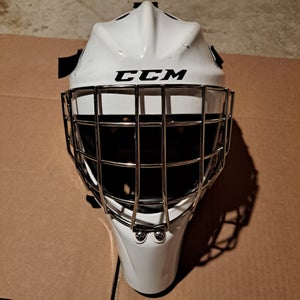 Senior 2017 CCM GFL 1.5 Goalie Mask (Used)
