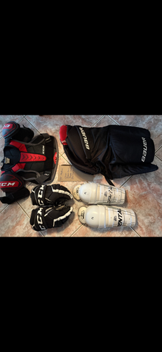 Starter Kit (Used) hockey equipment set !