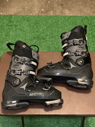 Mondo 26 & 26.5 Atomic Hawx Prime 110 S Ski Boots (Used)