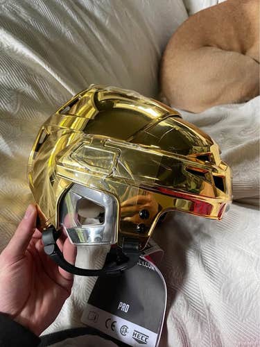 Medium CCM Vector V08 Helmet Pro Stock (New)