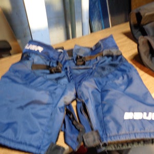 Senior Medium Bauer Supreme 190 Girdle Hockey Pants (Used)