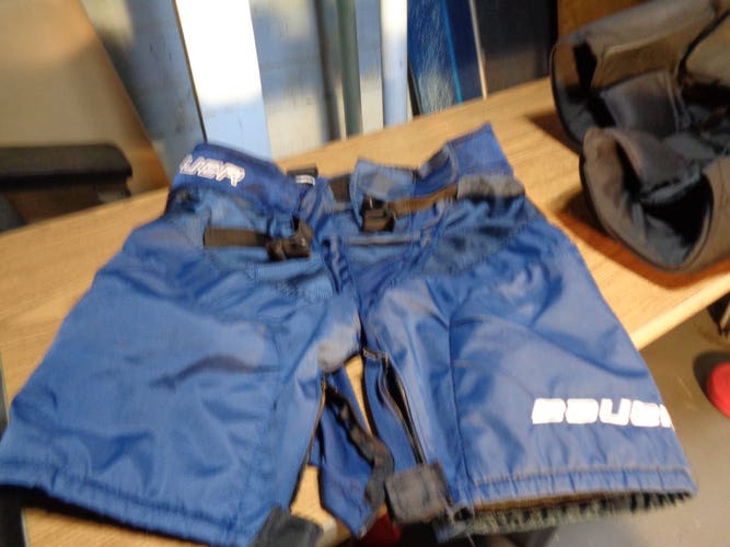 Senior Medium Bauer Supreme 190 Girdle Hockey Pants (Used)